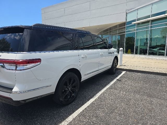 Used 2023 Lincoln Navigator L Black Label AWD/4WD image 6