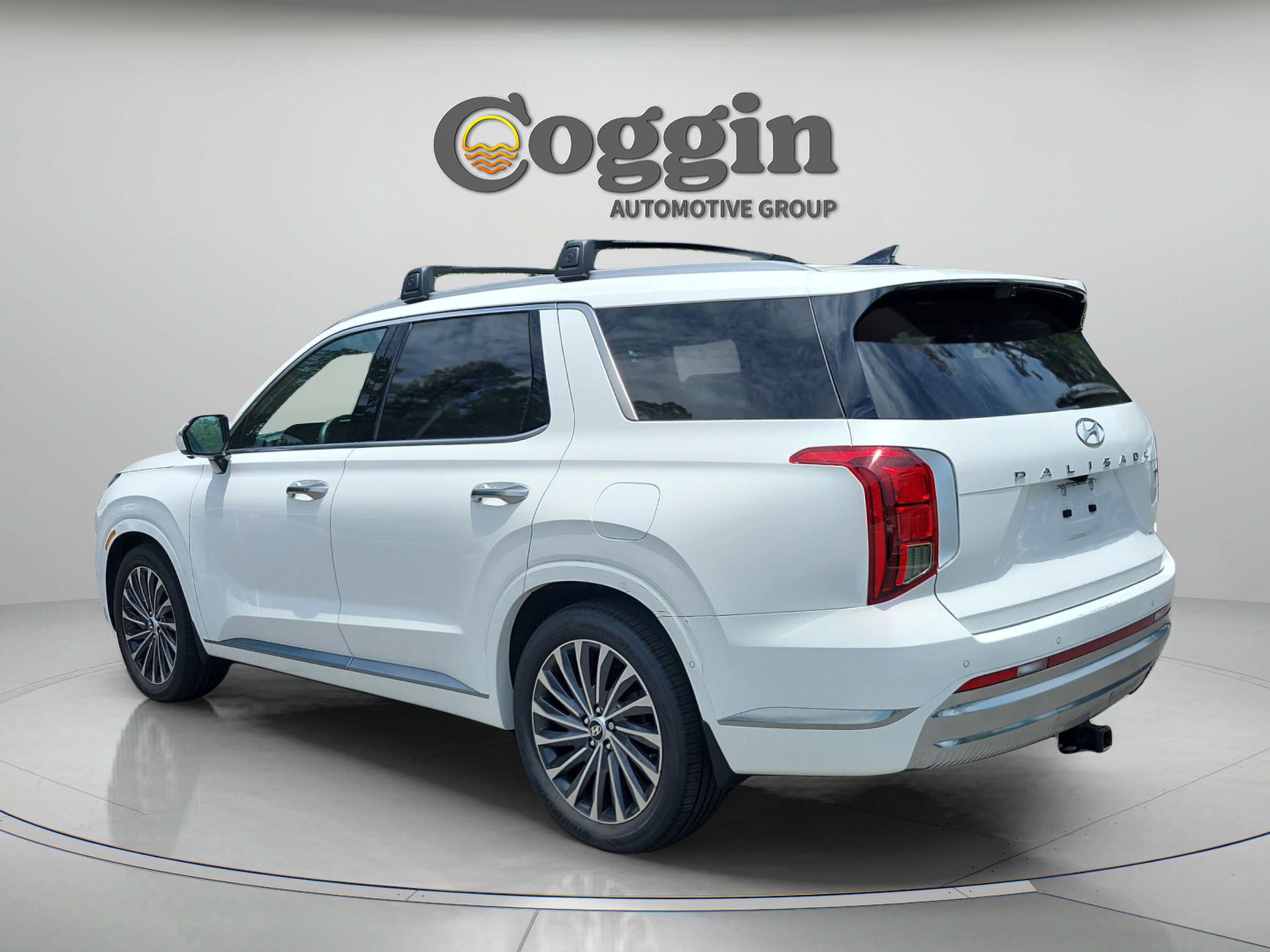 Used 2023 Hyundai Palisade Calligraphy AWD/4WD image 3