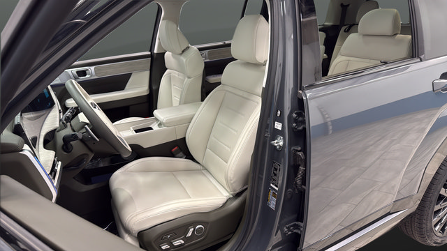 Used 2024 Hyundai Santa Fe Calligraphy AWD/4WD image 9