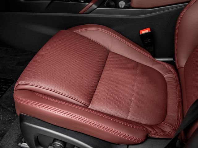 New 2024 Jaguar E-PACE R-Dynamic SE AWD/4WD image 14