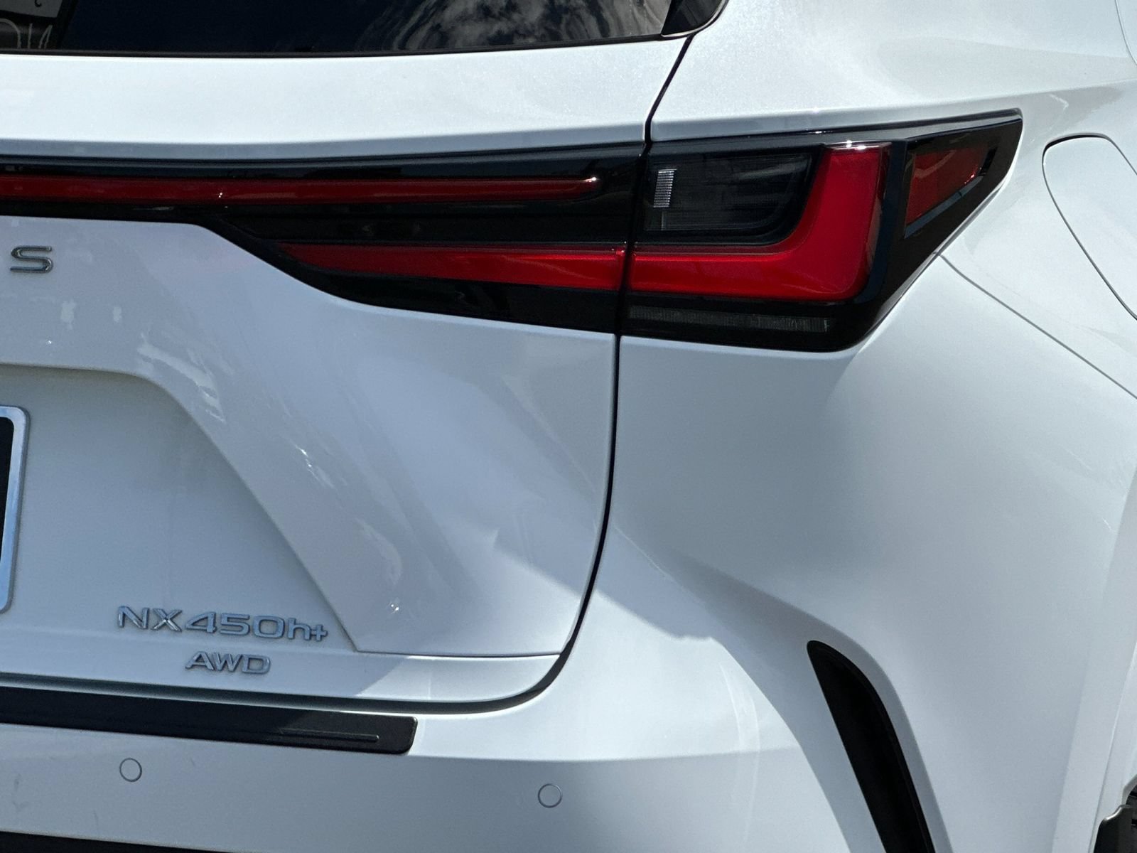 Used 2024 Lexus NX 450h+ F Sport w/ Vision Package AWD/4WD image 33