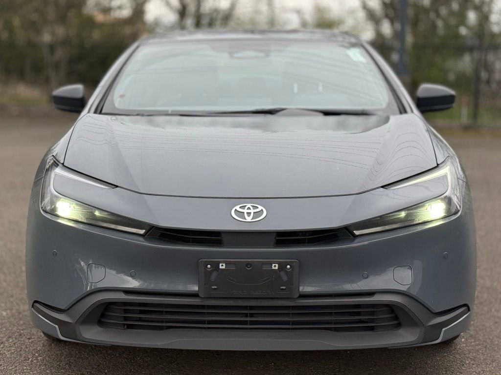 Used 2023 Toyota Prius LE image 8