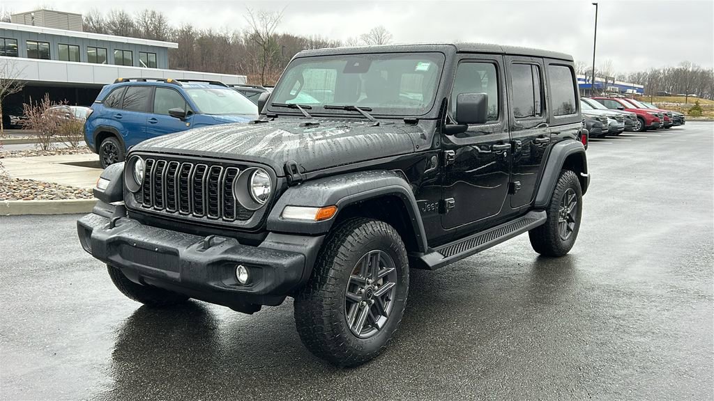Used 2024 Jeep Wrangler Sport S image 4