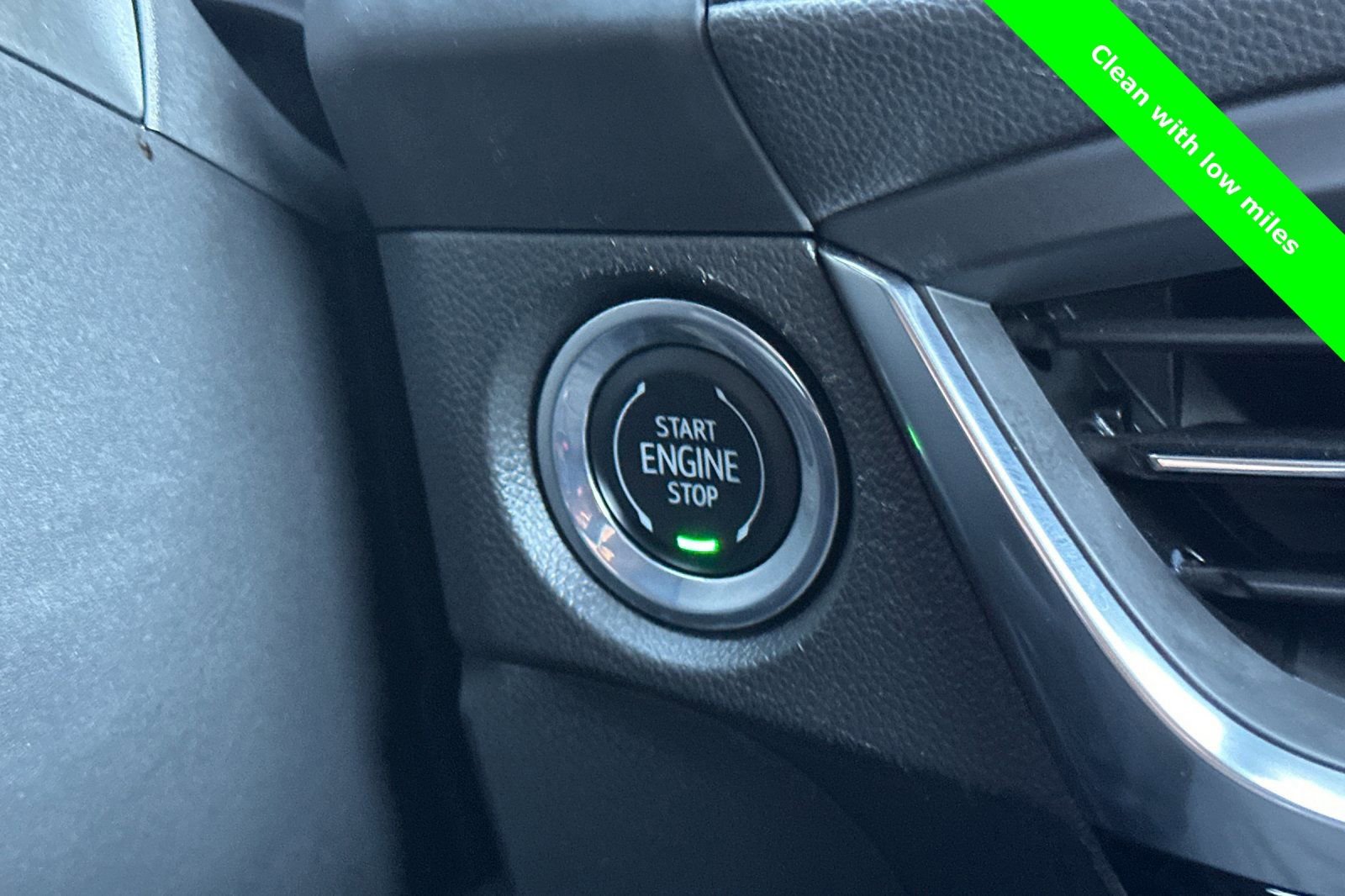 Used 2024 Buick Encore GX Avenir w/ Avenir Convenience Package image 30