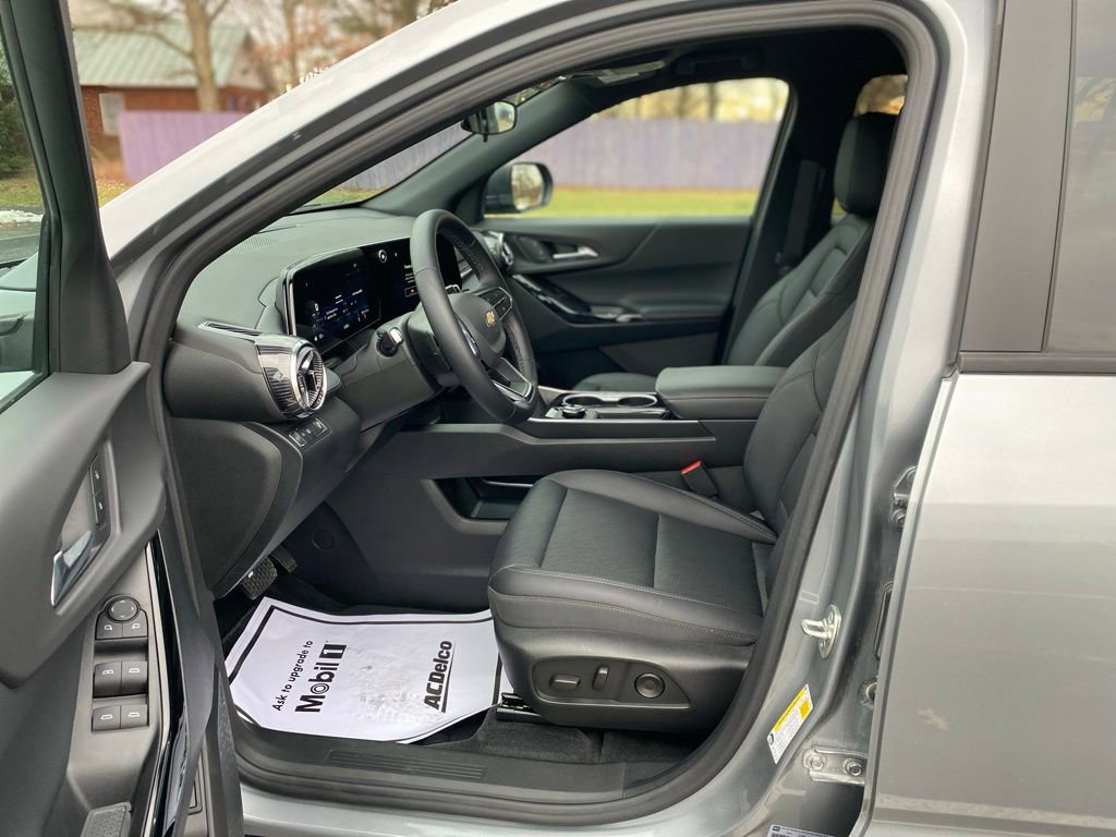 New 2026 Chevrolet Equinox LT w/ Convenience Package II image 22