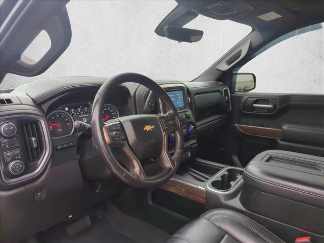 Used 2021 Chevrolet Silverado 1500 High Country w/ Technology Package image 10