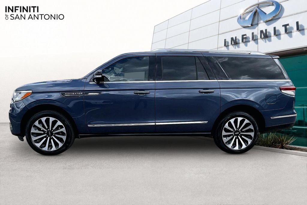 Used 2023 Lincoln Navigator L Reserve AWD/4WD image 46