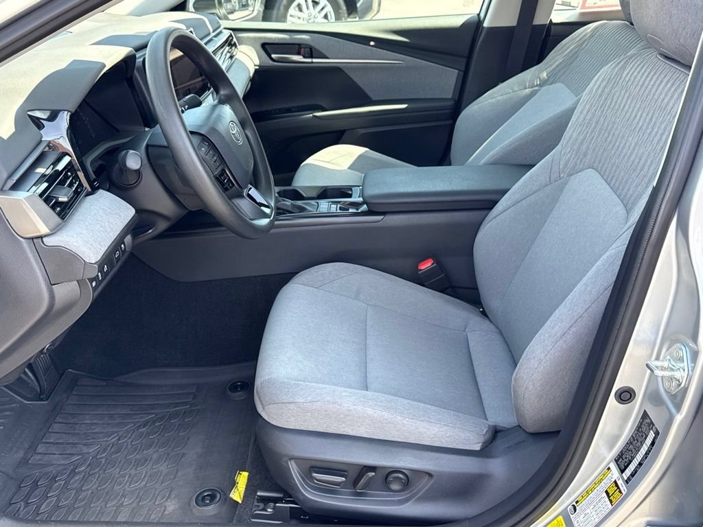 Certified 2025 Toyota Camry LE w/ Convenience Package FWD image 19