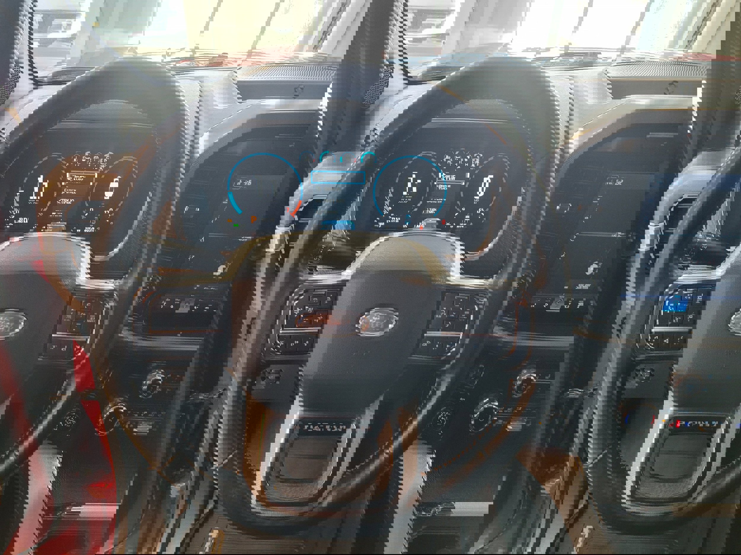 Used 2022 Ford F150 Platinum w/ Max Trailer Tow Package image 17