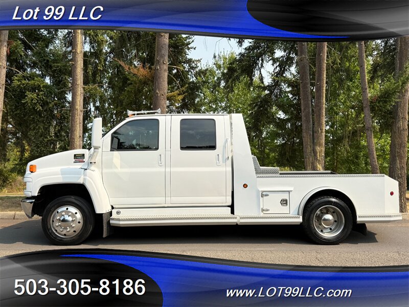 Used 2009 GMC TopKick C4500 2WD Crew Cab image 1