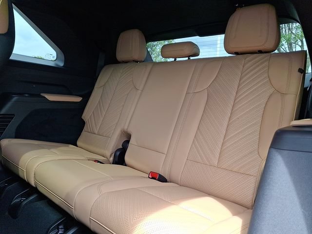 Used 2026 Cadillac Escalade IQ Sport 2 AWD/4WD image 10