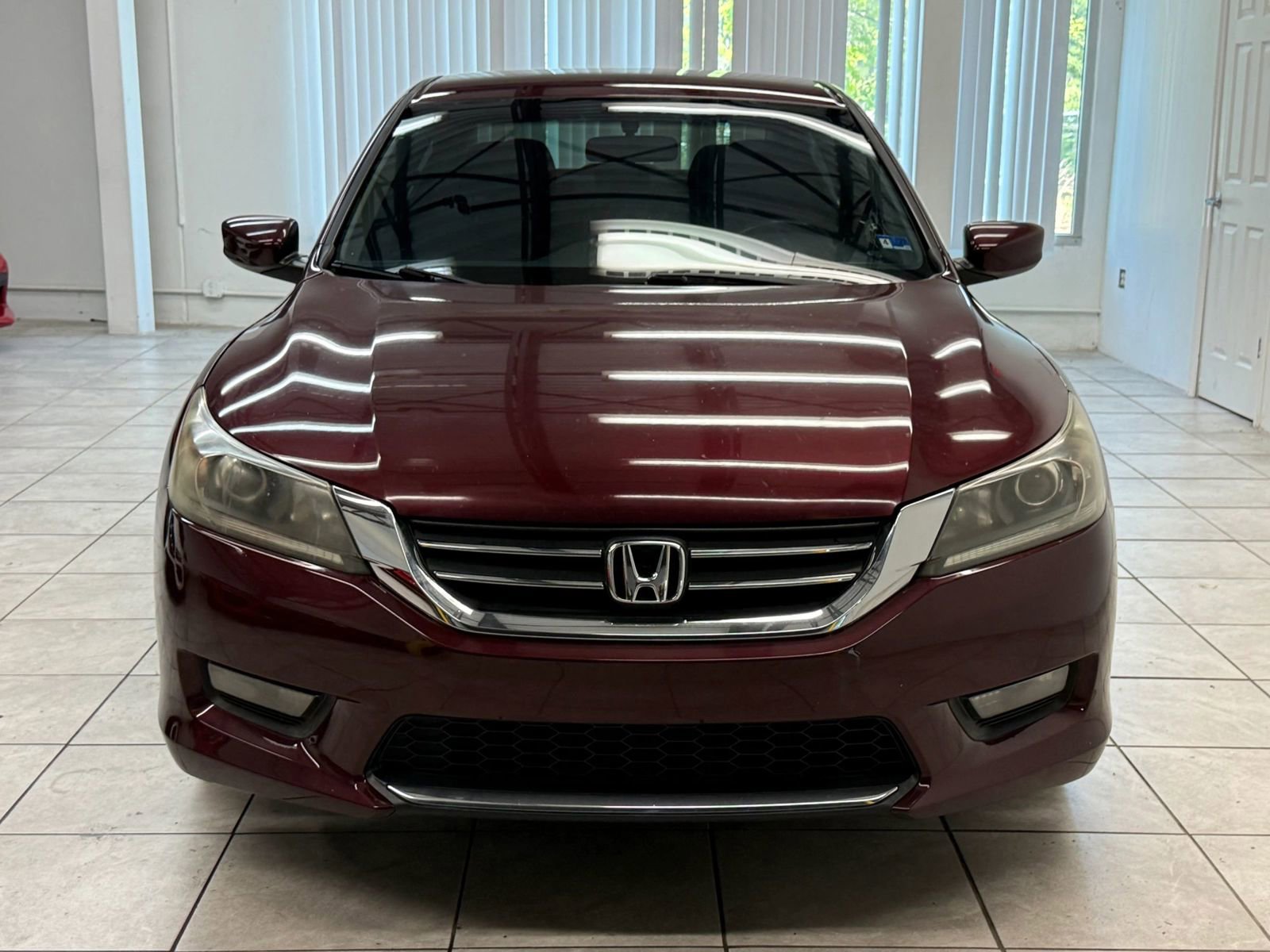Used 2015 Honda Accord Sport image 2