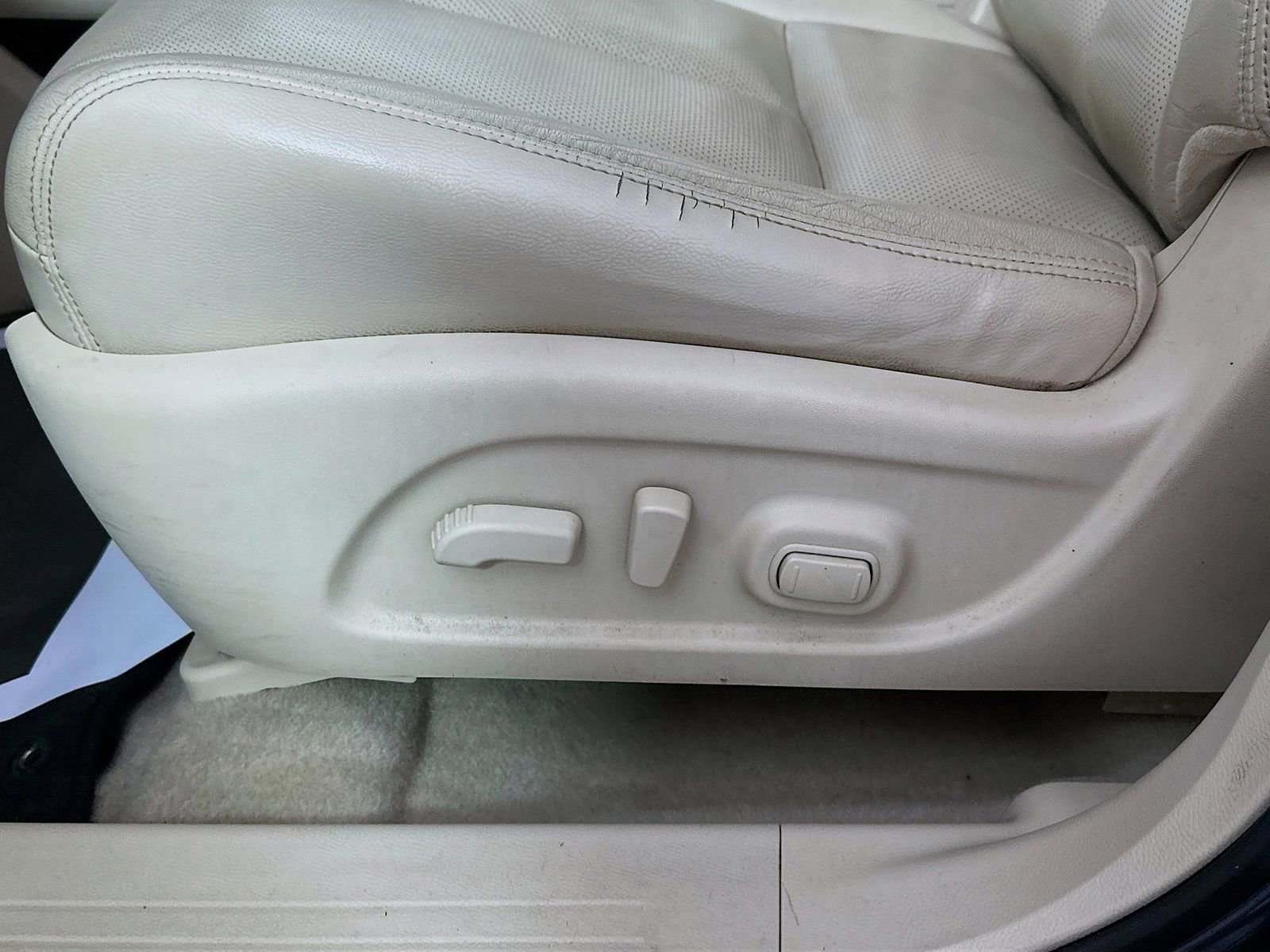 Used 2015 Nissan Murano SL w/ SL Technology Package AWD/4WD image 19