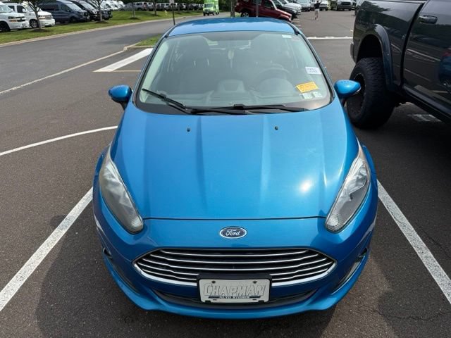 Used 2014 Ford Fiesta SE w/ Equipment Group 201A FWD image 2