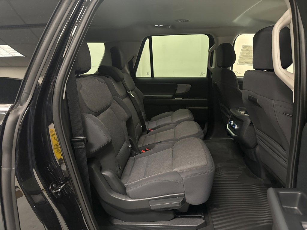 New 2025 Ford Expedition Max Active image 40