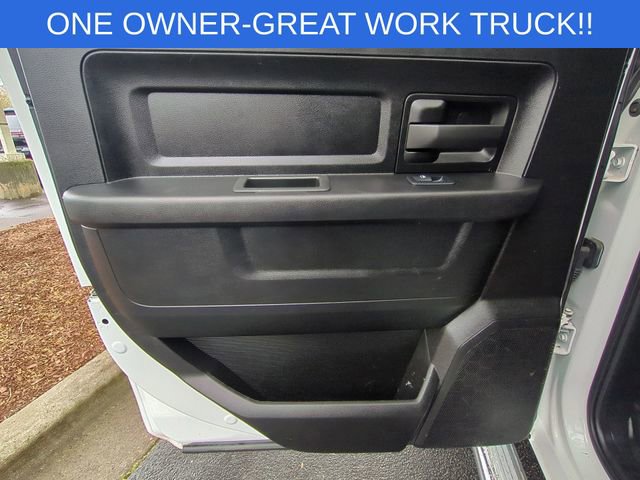 Used 2022 RAM 5500 Tradesman w/ Chrome Appearance Group RWD image 29