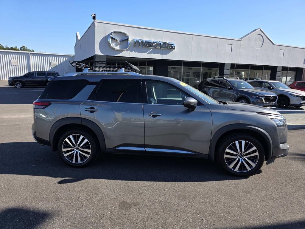 Used 2022 Nissan Pathfinder Platinum w/ Cargo Package image 2