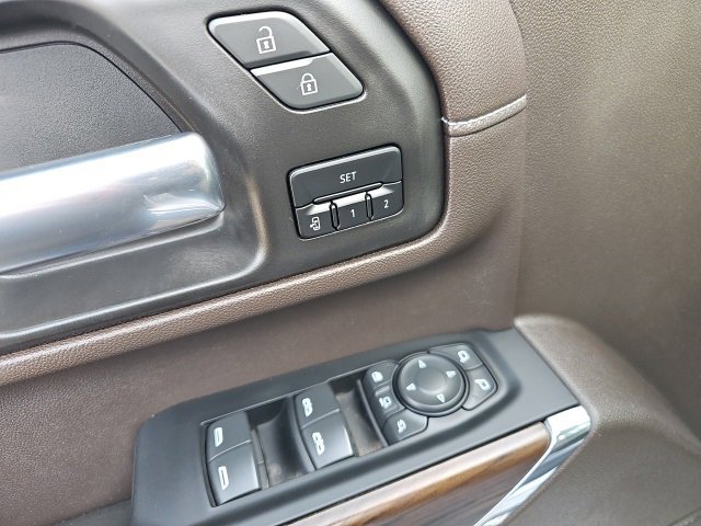 Used 2023 GMC Sierra 3500 SLT w/ SLT Premium Package image 14