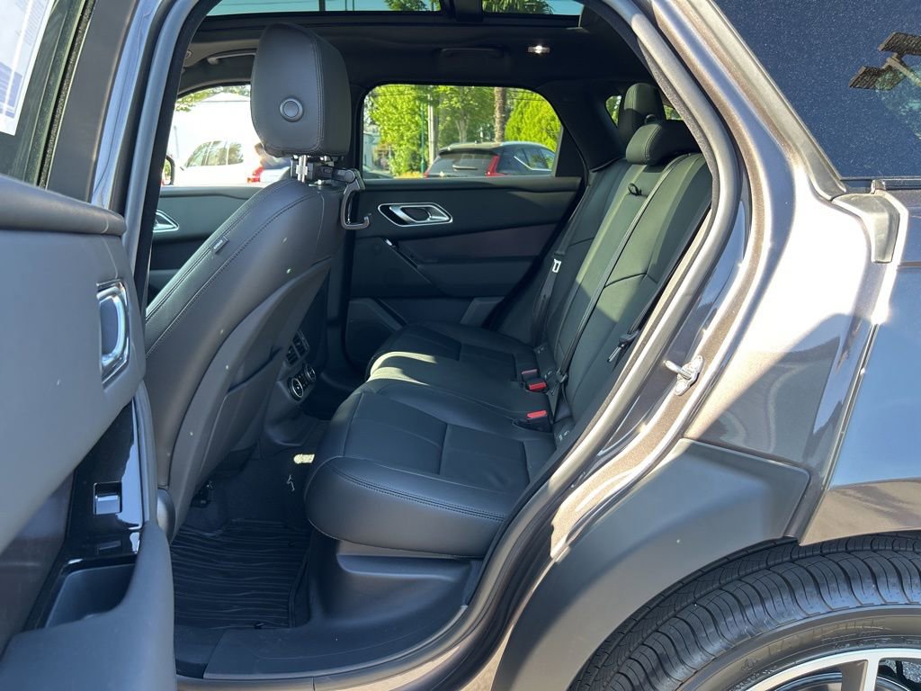 New 2026 Land Rover Range Rover Velar Dynamic SE image 5