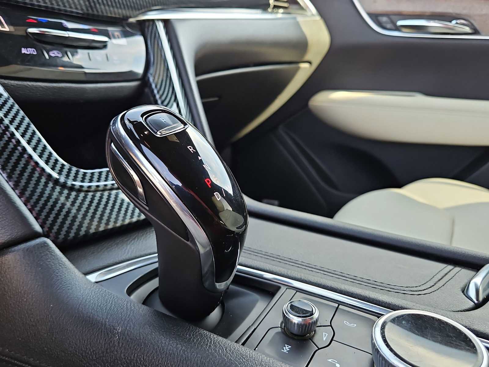 Used 2020 Cadillac XT6 Sport AWD/4WD image 21