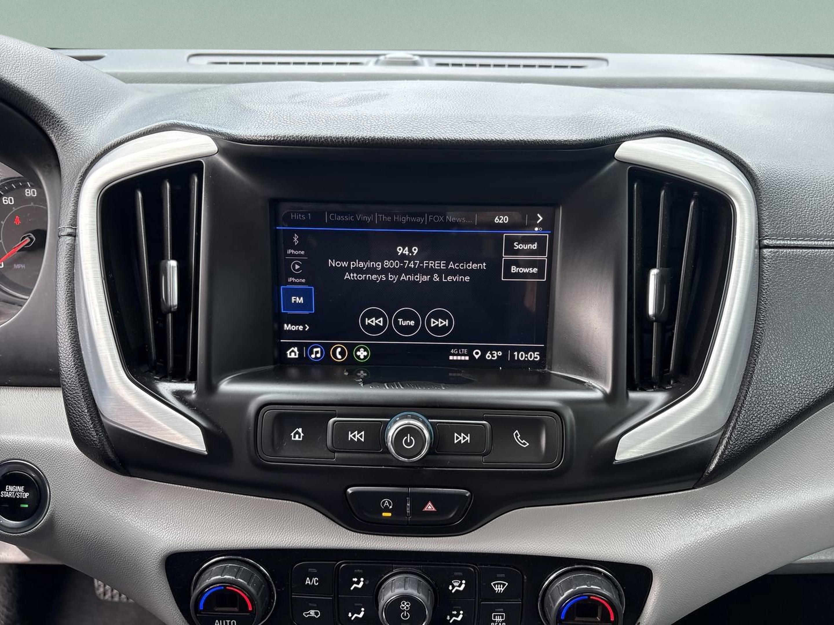 Used 2022 GMC Terrain SLE w/ Driver Convenience Package image 27