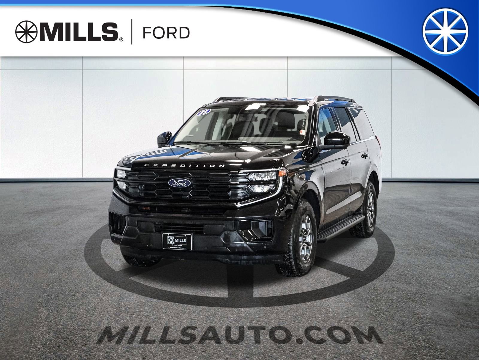 Certified 2025 Ford Expedition Active image 1