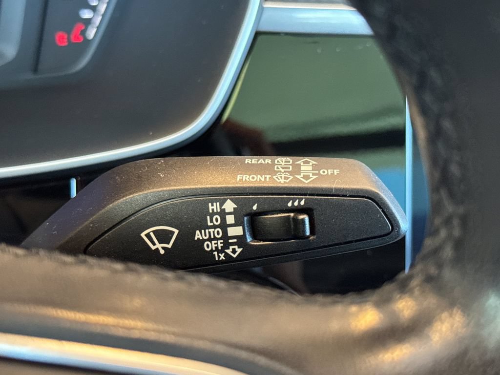 Used 2022 Audi Q3 2.0T Premium Plus AWD/4WD image 32