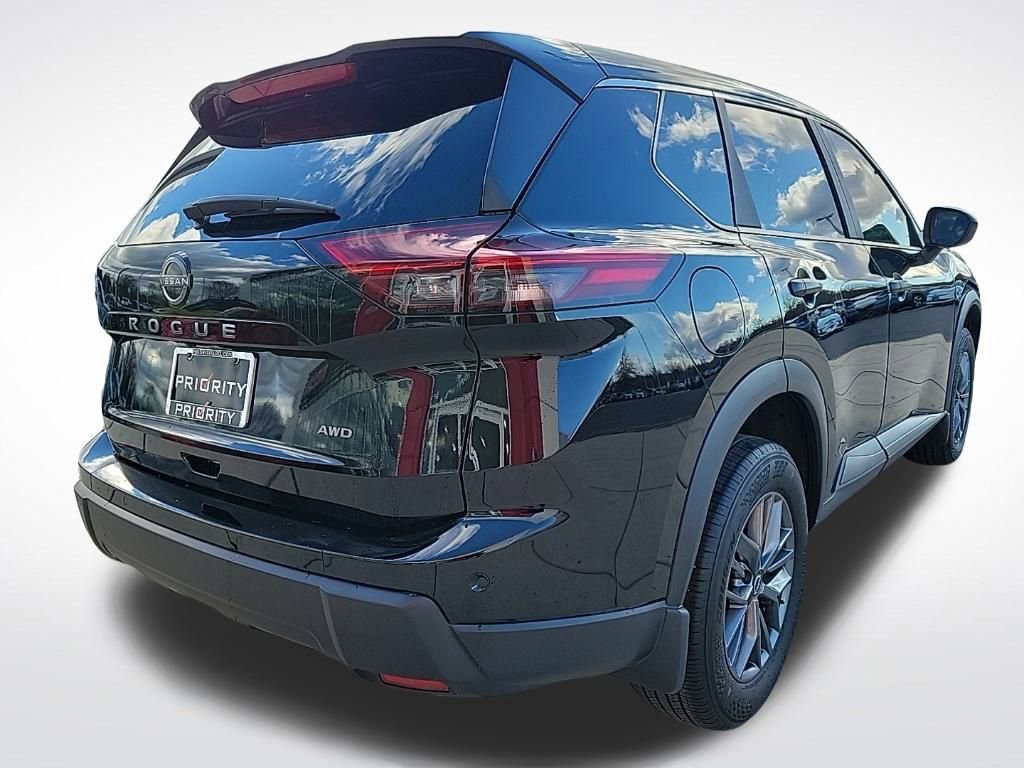 Certified 2024 Nissan Rogue S image 6