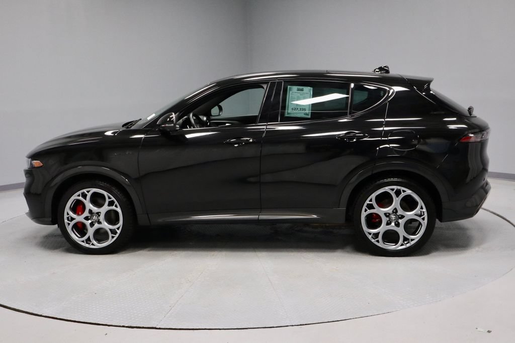Used 2024 Alfa Romeo Tonale Veloce AWD/4WD image 10