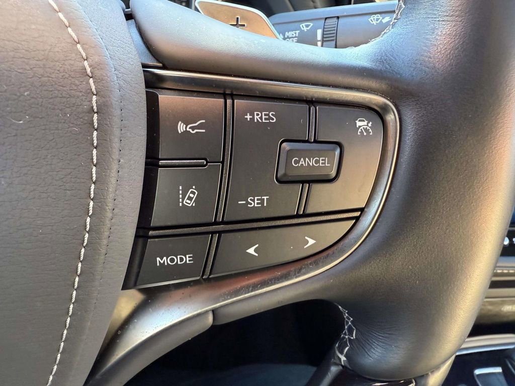 Used 2022 Lexus LS 500 AWD image 20