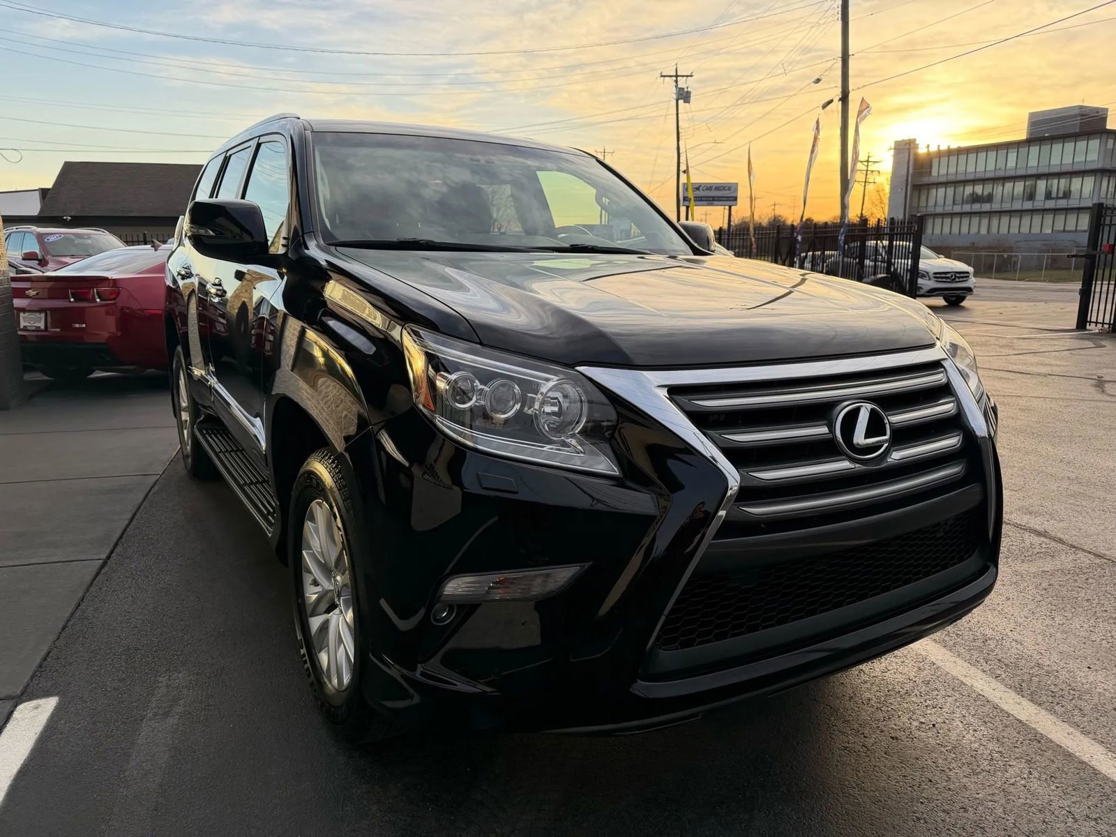 Used 2018 Lexus GX 460 Premium w/ Premium Package image 15