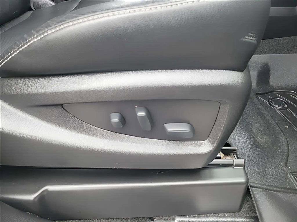 Used 2017 Chevrolet Silverado 2500 LTZ w/ Duramax Plus Package image 30