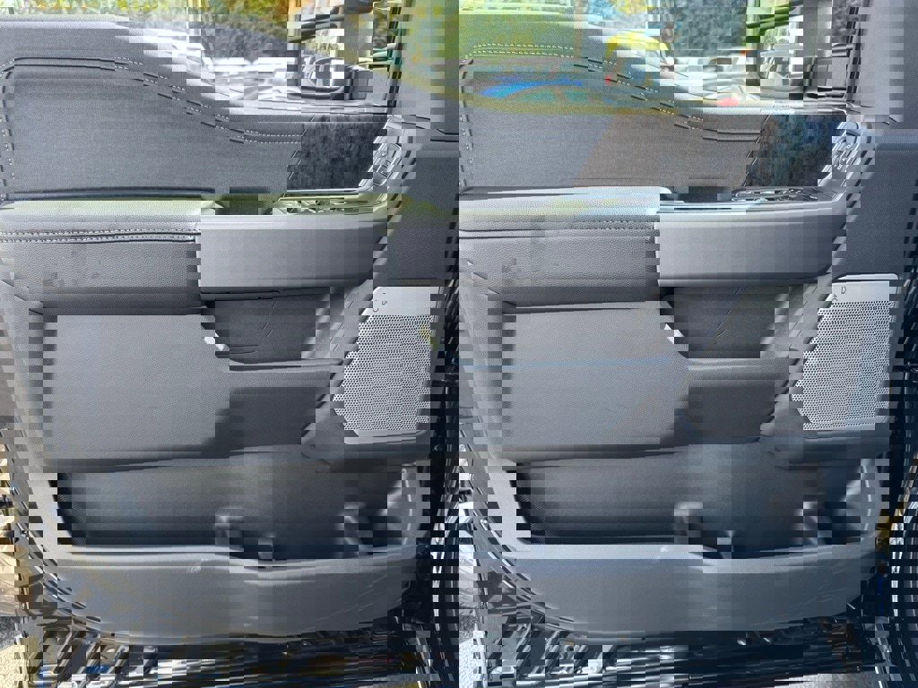 New 2026 Ford F250 Lariat w/ FX4 Off-Road Package image 22