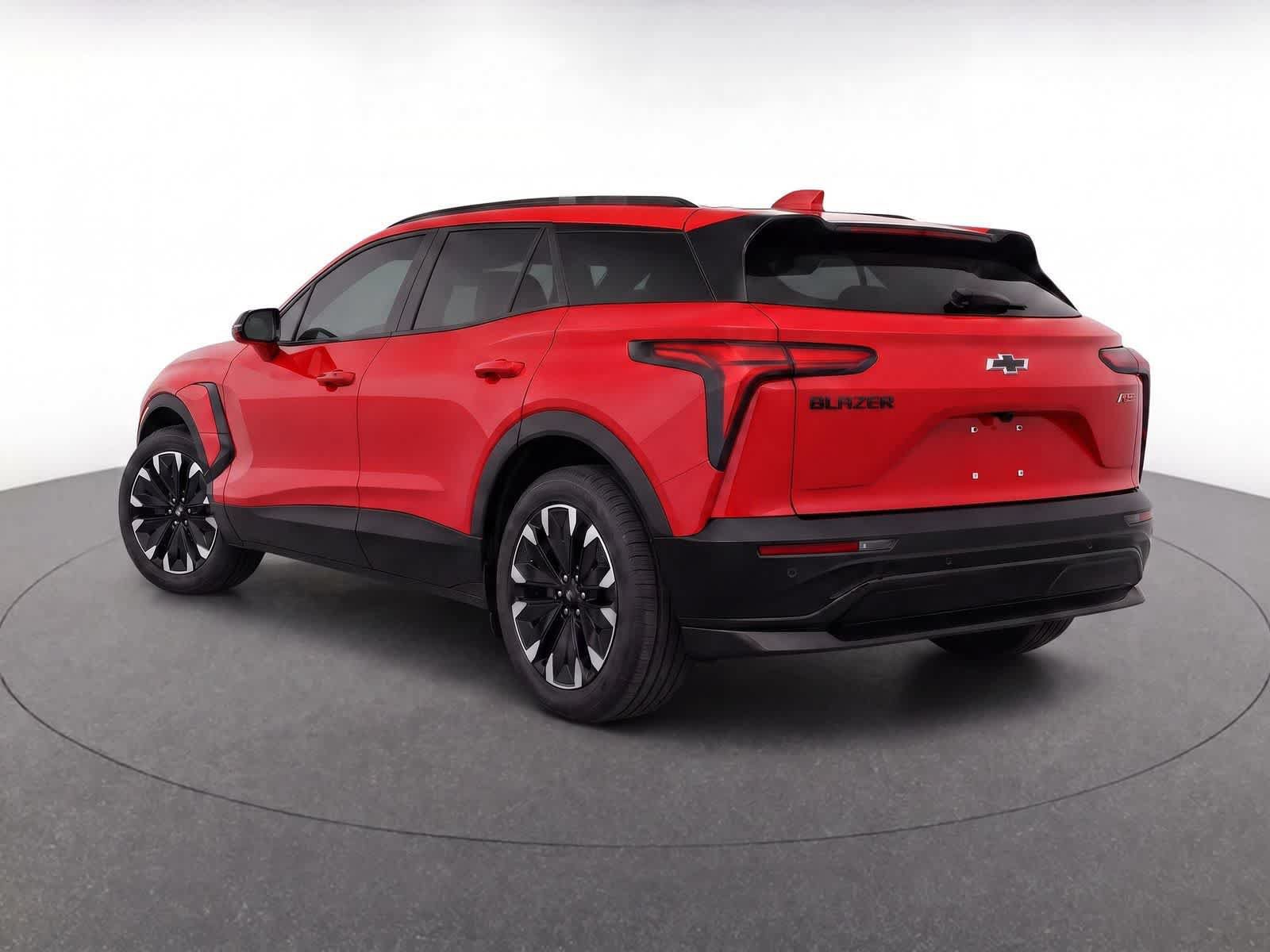 Used 2024 Chevrolet Blazer EV RS AWD/4WD image 4