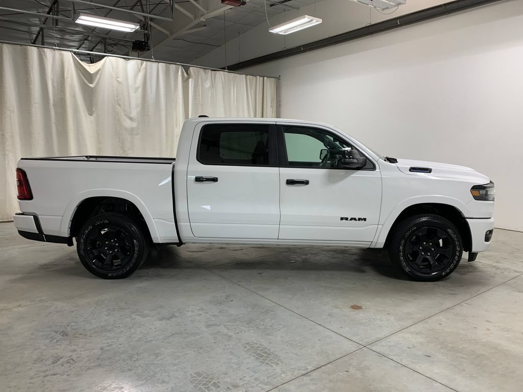 Used 2025 RAM 1500 Big Horn AWD/4WD image 11