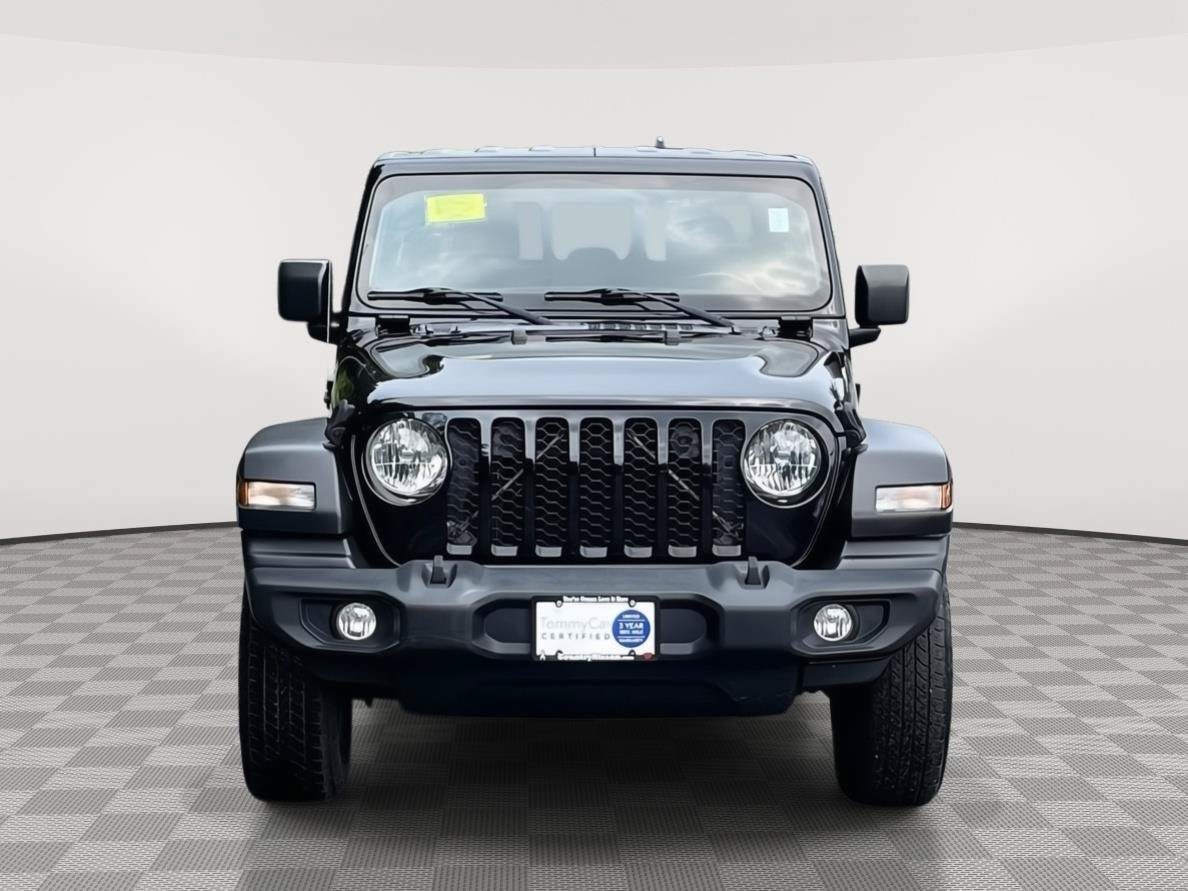 Used 2020 Jeep Gladiator Sport w/ Quick Order Package 23S AWD/4WD image 2