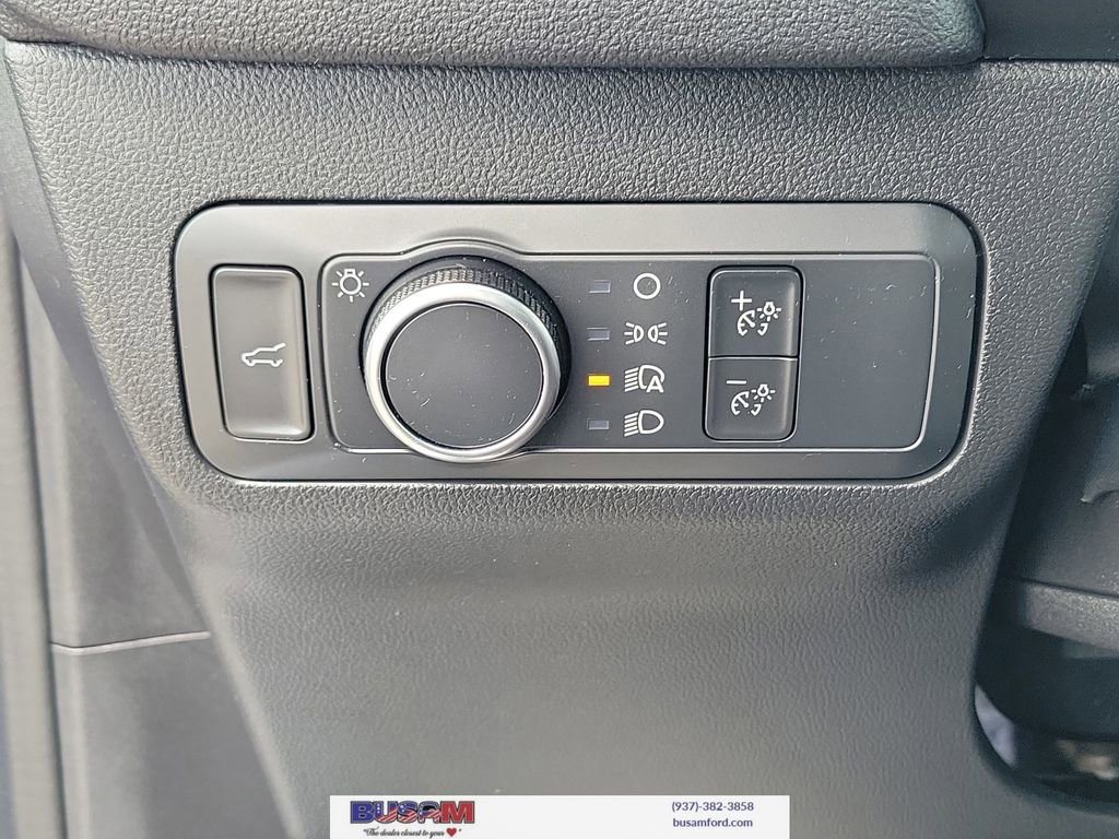 Used 2022 Ford Escape SE w/ Convenience Package FWD image 16