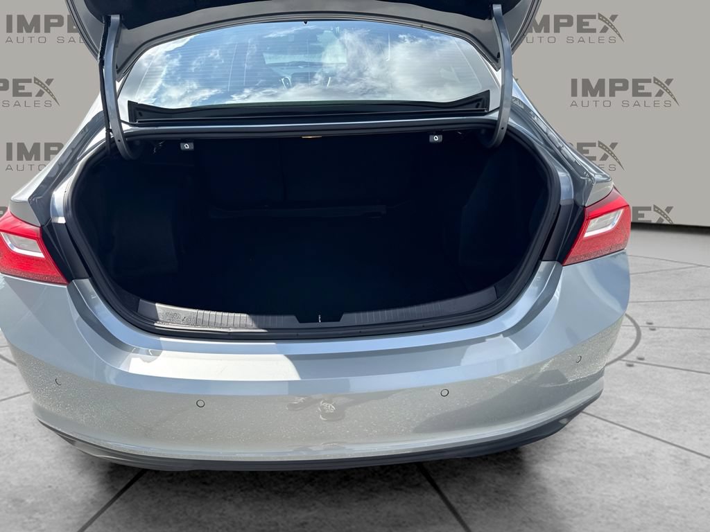 Used 2024 Chevrolet Malibu LS FWD image 15