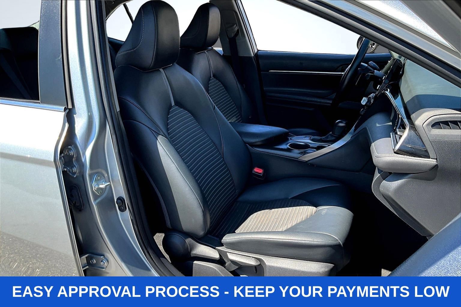 Used 2022 Toyota Camry SE FWD image 35