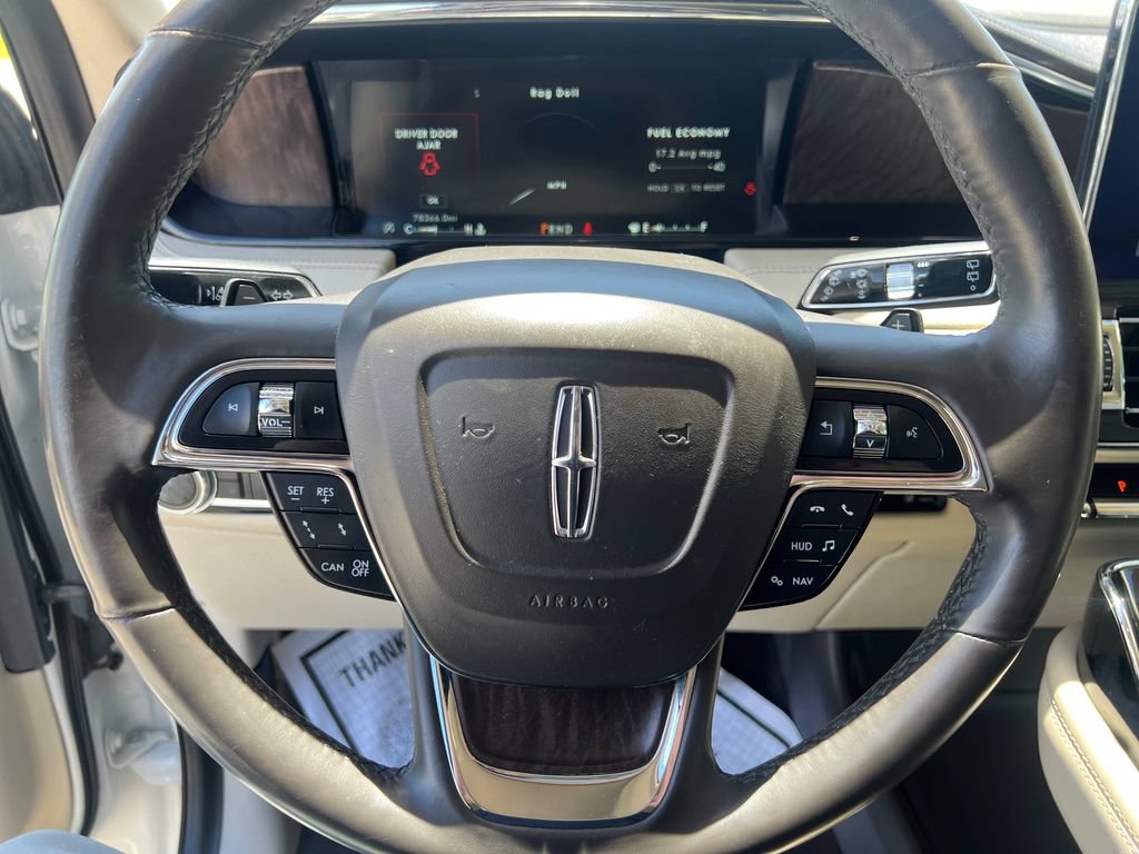 Used 2020 Lincoln Navigator Reserve w/ Luxury Package AWD/4WD image 15