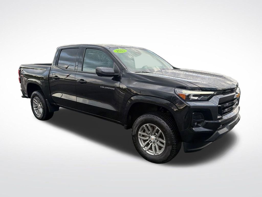 Used 2025 Chevrolet Colorado LT w/ LT Convenience Package AWD/4WD image 8