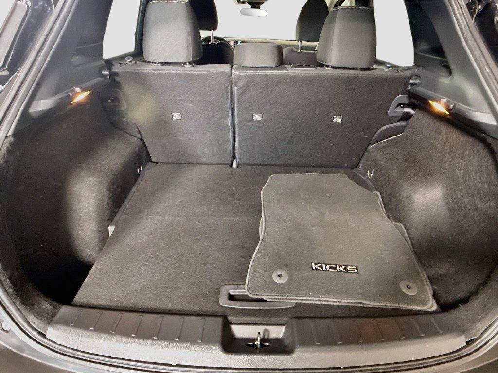 Certified 2025 Nissan Kicks SV FWD image 26