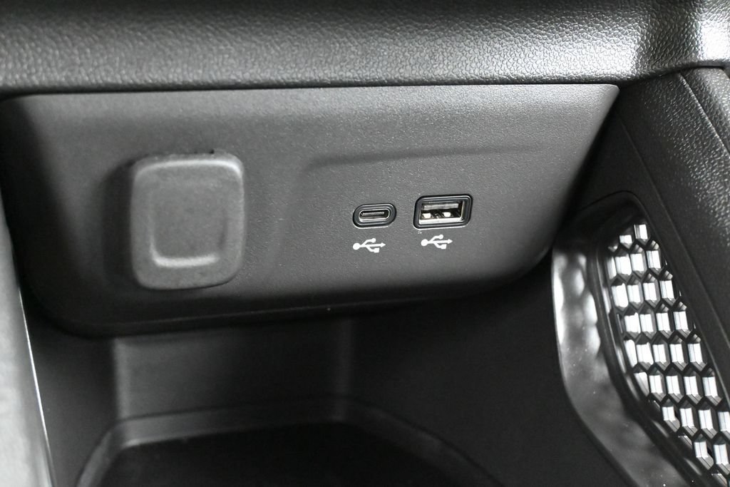 Used 2026 Chevrolet TrailBlazer LS FWD image 22