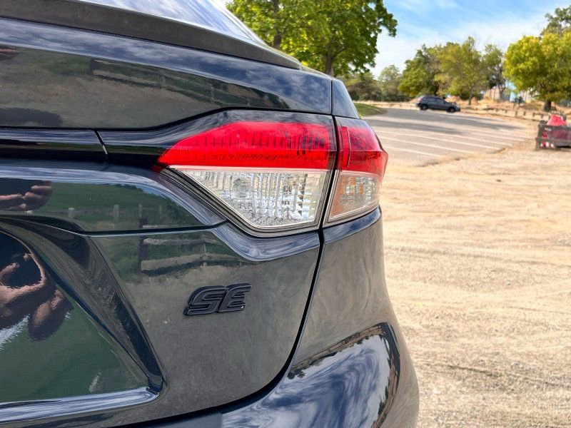 Used 2025 Toyota Corolla SE image 9