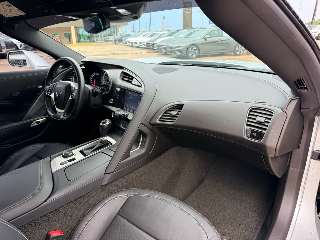 Used 2016 Chevrolet Corvette Stingray Coupe RWD image 17