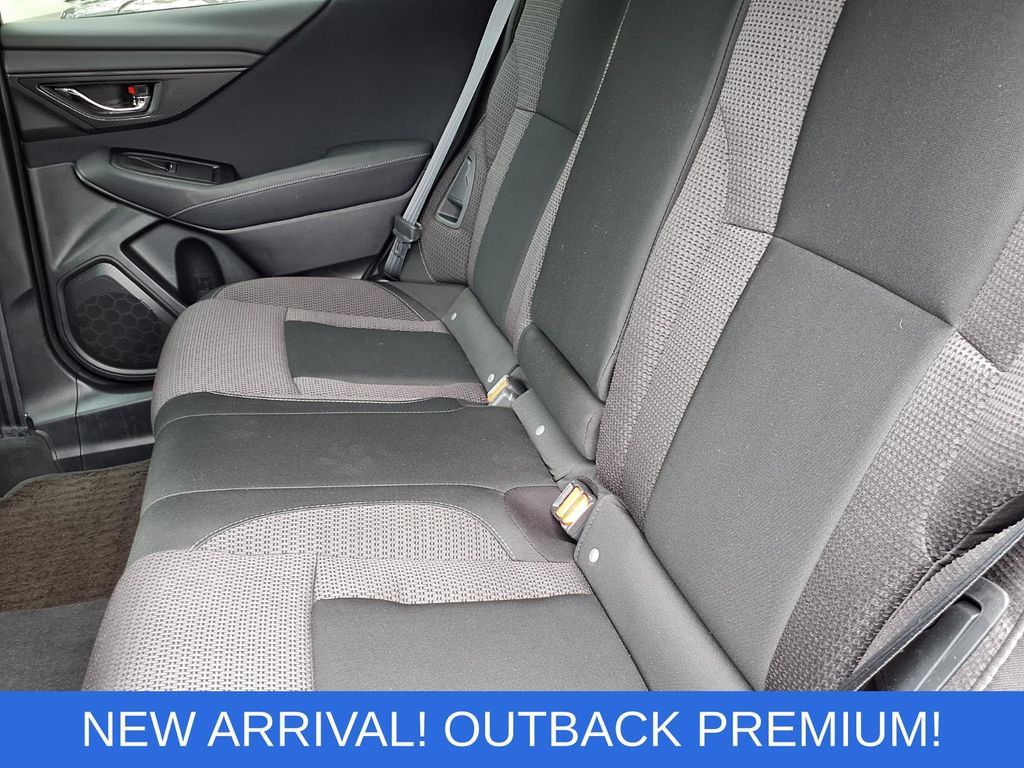 Used 2023 Subaru Outback Premium AWD/4WD image 7