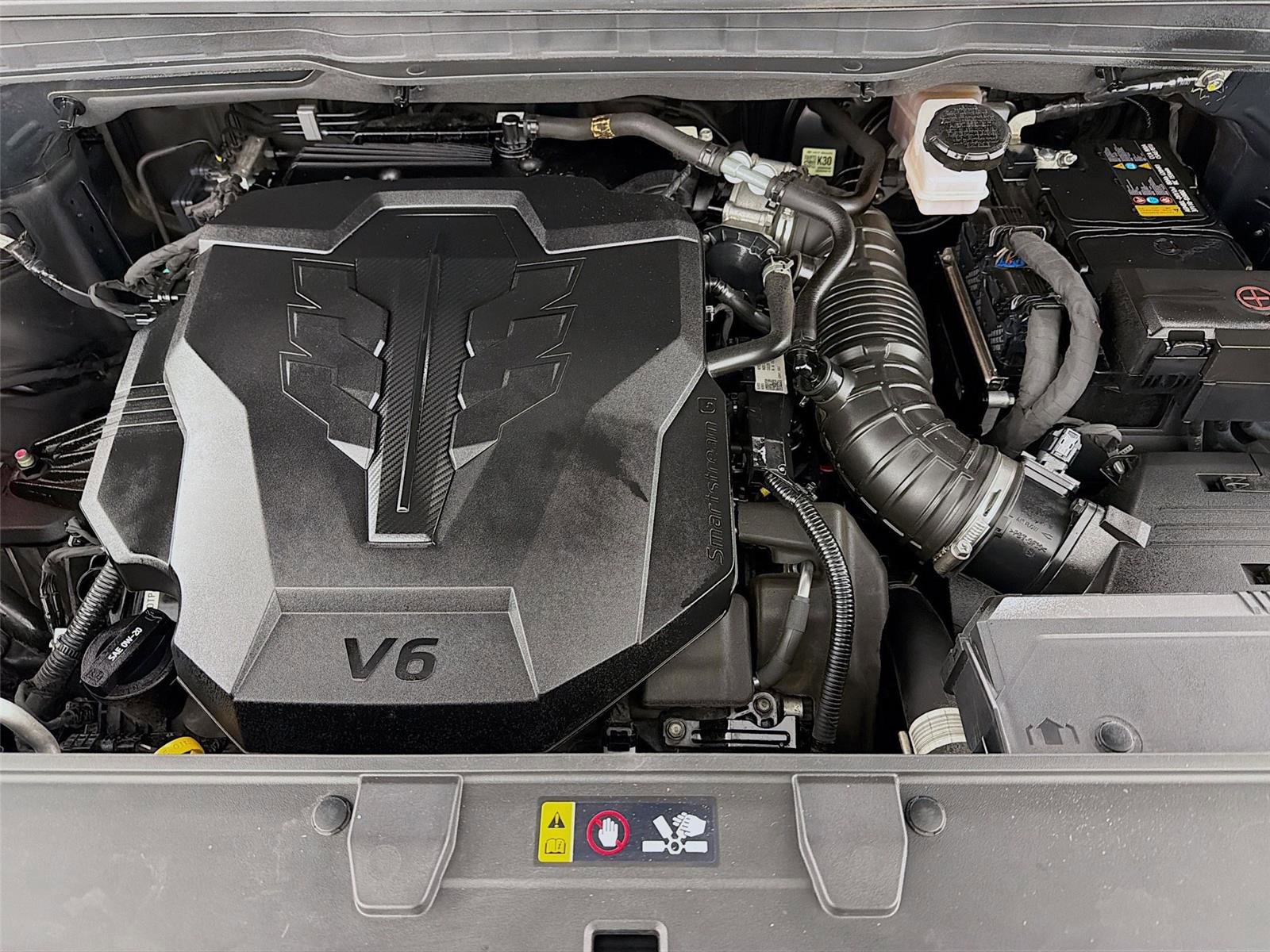 Used 2023 Kia Carnival SX Prestige image 32