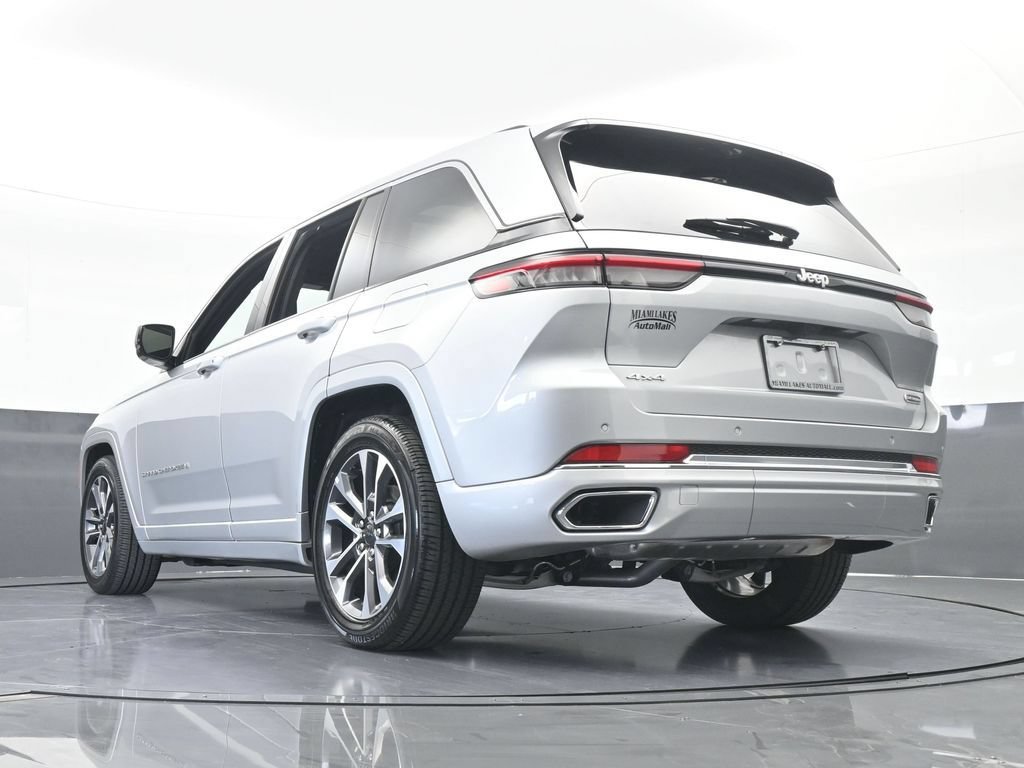Used 2024 Jeep Grand Cherokee Overland w/ Luxury Tech Group IV AWD/4WD image 66