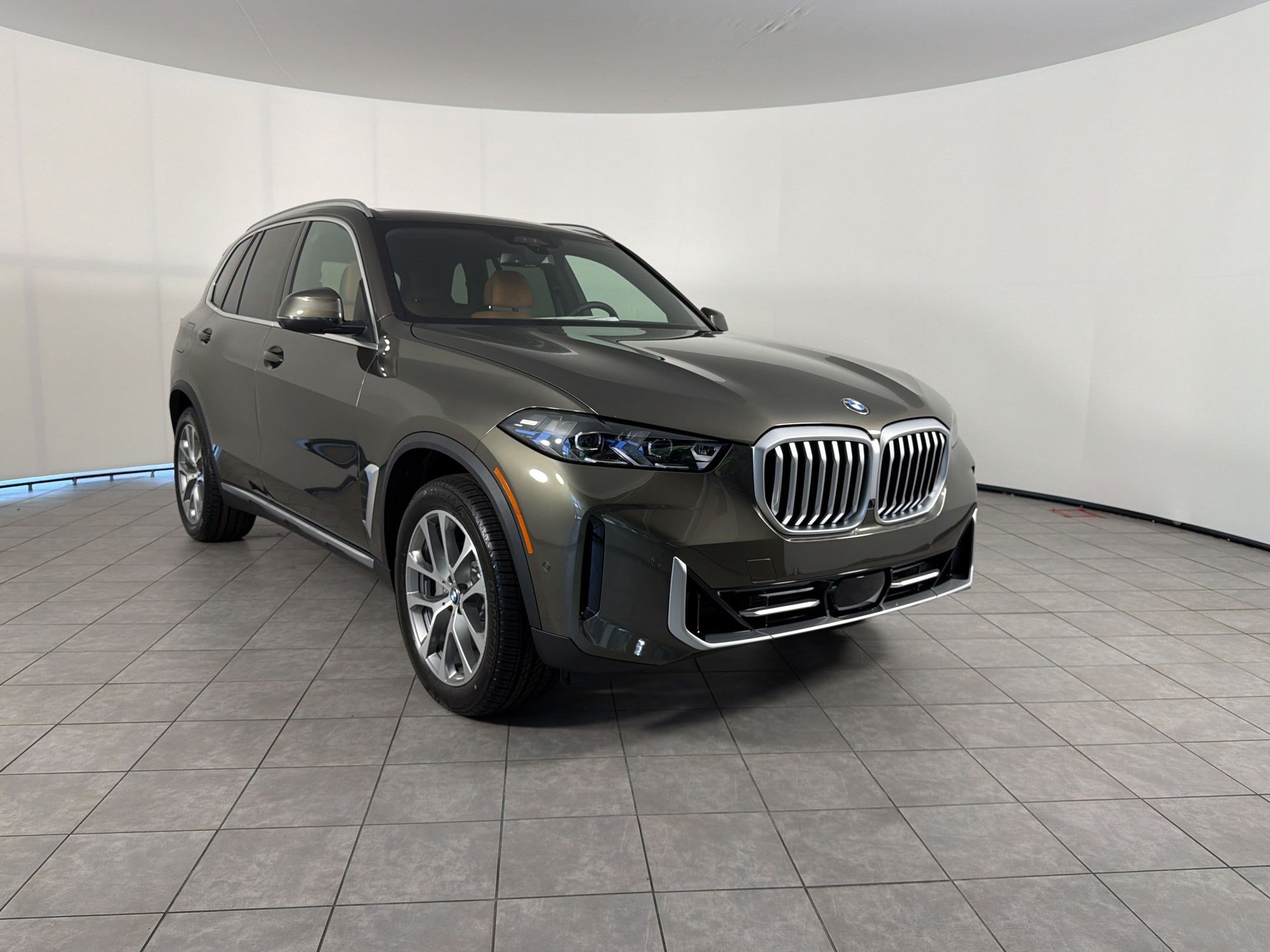 New 2026 BMW X5 xDrive40i AWD/4WD image 7