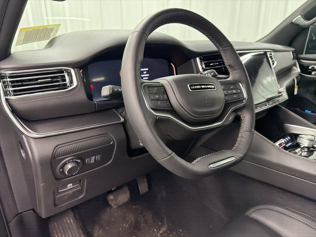 New 2026 Jeep Grand Wagoneer Summit AWD/4WD image 19